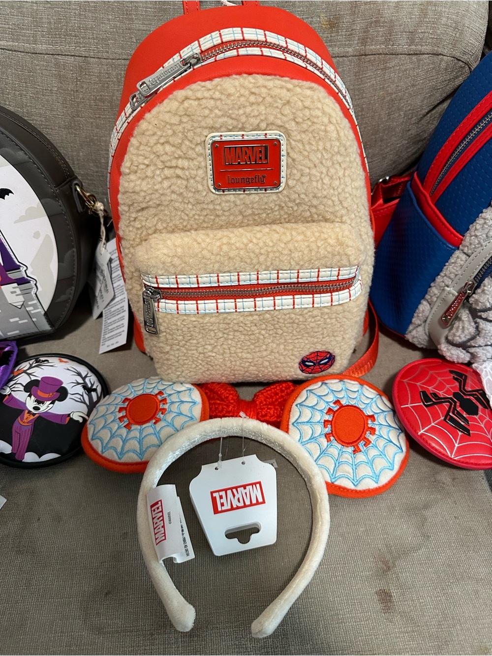 NWT Marvel Loungefly Red & Cream Spider-Man Sherpa Mini Backpack with Headband